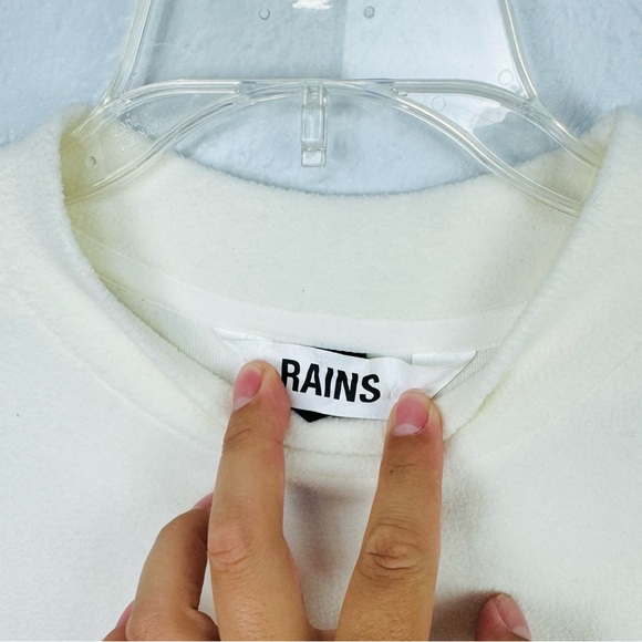 Rains Women's Fleece Sweatshirt Fossil Ivory XS - Picture 5 of 8